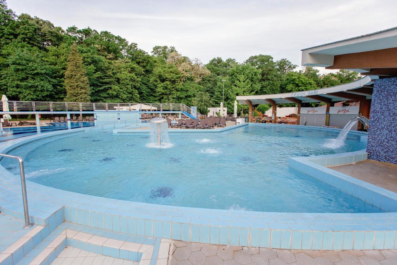 Hotel International Băile Felix المظهر الخارجي الصورة