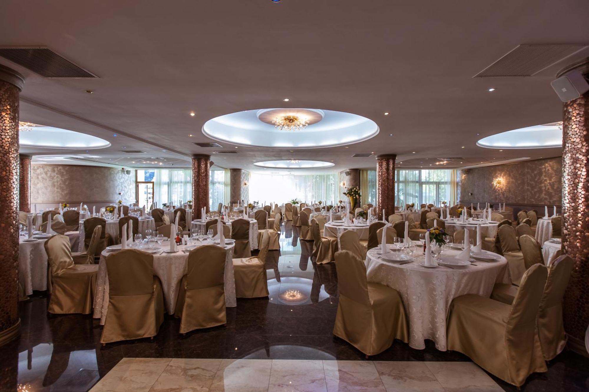 Hotel International Băile Felix المظهر الخارجي الصورة